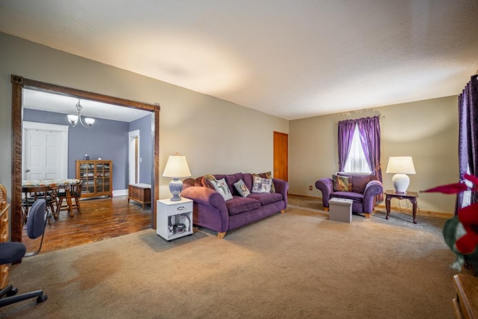 612 Chicago, BELVIDERE, Illinois 61008, 4 Bedrooms Bedrooms, ,1 BathroomBathrooms,House,For Sale,Chicago,202600244