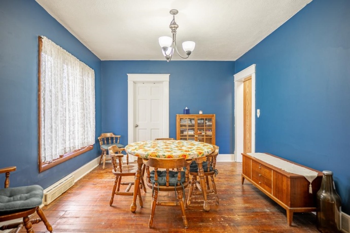 612 Chicago, BELVIDERE, Illinois 61008, 4 Bedrooms Bedrooms, ,1 BathroomBathrooms,House,For Sale,Chicago,202600244