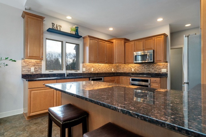 5315 Woodland Pond, LOVES PARK, Illinois 61111, 4 Bedrooms Bedrooms, ,2 BathroomsBathrooms,House,For Sale,Woodland Pond,202600245