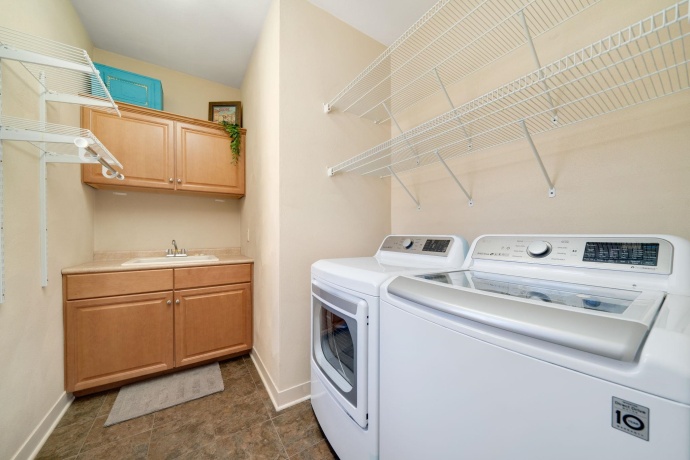 5315 Woodland Pond, LOVES PARK, Illinois 61111, 4 Bedrooms Bedrooms, ,2 BathroomsBathrooms,House,For Sale,Woodland Pond,202600245