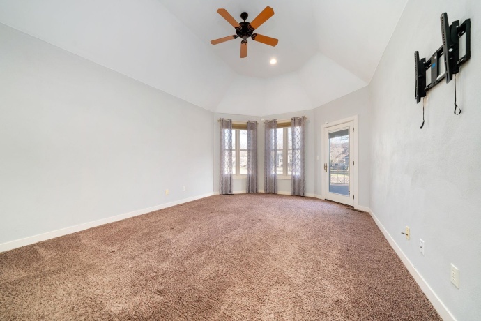 5315 Woodland Pond, LOVES PARK, Illinois 61111, 4 Bedrooms Bedrooms, ,2 BathroomsBathrooms,House,For Sale,Woodland Pond,202600245