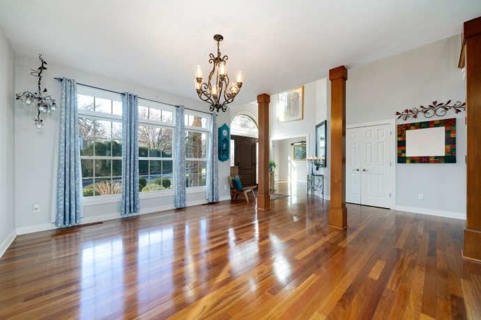 5315 Woodland Pond, LOVES PARK, Illinois 61111, 4 Bedrooms Bedrooms, ,2 BathroomsBathrooms,House,For Sale,Woodland Pond,202600245