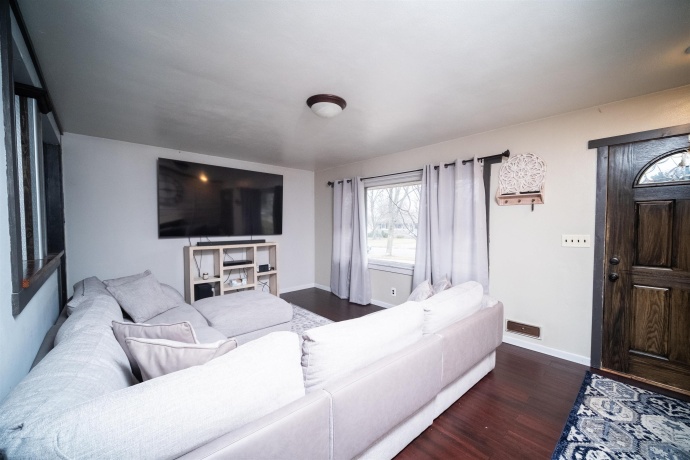 3717 Connecticut, ROCKFORD, Illinois 61108, 3 Bedrooms Bedrooms, ,1 BathroomBathrooms,House,For Sale,Connecticut,202600247