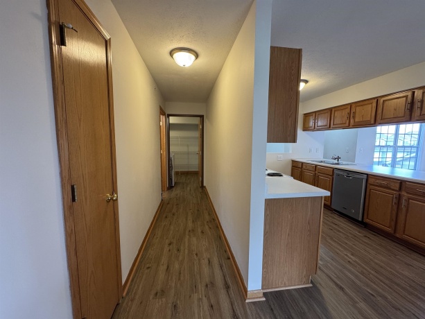 5039 Diane, ROCKFORD, Illinois 61108, 2 Bedrooms Bedrooms, ,2 BathroomsBathrooms,Condominium,For Sale,Diane,202506544