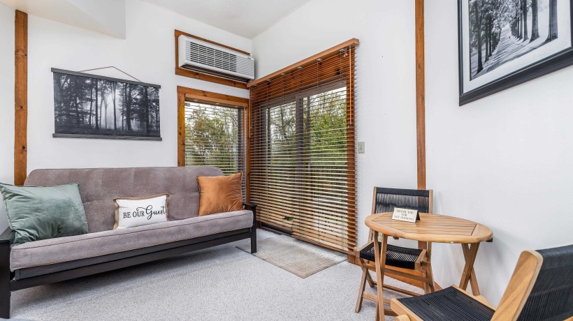 5129 Longhollow, GALENA, Illinois 61036, 1 Bedroom Bedrooms, ,1 BathroomBathrooms,Condominium,For Sale,Longhollow,202506553