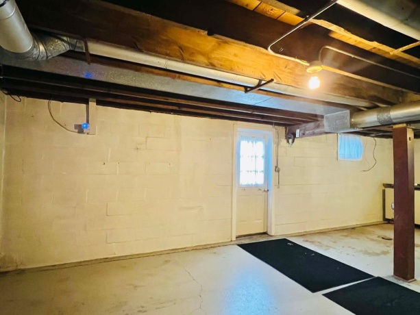 137 Stewart, FREEPORT, Illinois 61032, 3 Bedrooms Bedrooms, ,1 BathroomBathrooms,House,For Sale,Stewart,202600251