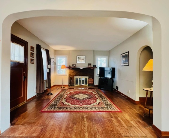 137 Stewart, FREEPORT, Illinois 61032, 3 Bedrooms Bedrooms, ,1 BathroomBathrooms,House,For Sale,Stewart,202600251