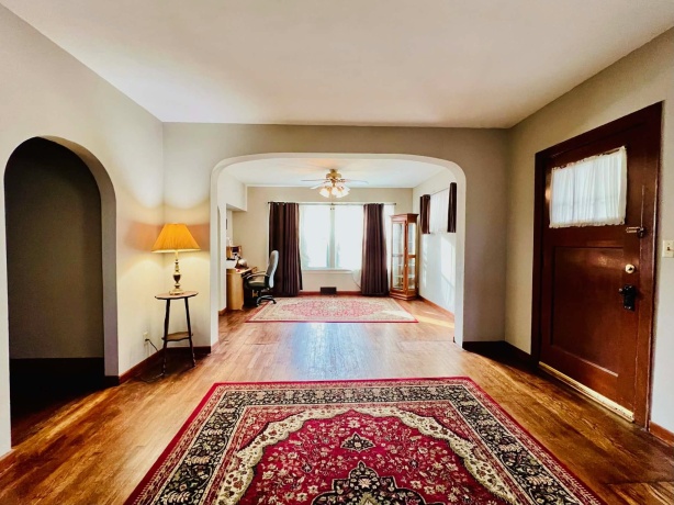 137 Stewart, FREEPORT, Illinois 61032, 3 Bedrooms Bedrooms, ,1 BathroomBathrooms,House,For Sale,Stewart,202600251