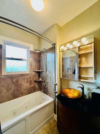 137 Stewart, FREEPORT, Illinois 61032, 3 Bedrooms Bedrooms, ,1 BathroomBathrooms,House,For Sale,Stewart,202600251