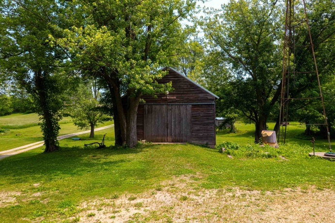 9304 Ellis, FENTON, Illinois 61251, 2 Bedrooms Bedrooms, ,1 BathroomBathrooms,House,For Sale,Ellis,202600252