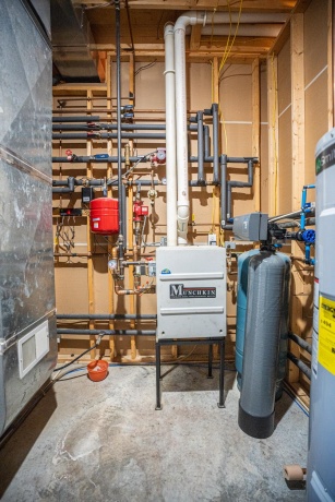 9304 Ellis, FENTON, Illinois 61251, 2 Bedrooms Bedrooms, ,1 BathroomBathrooms,House,For Sale,Ellis,202600252