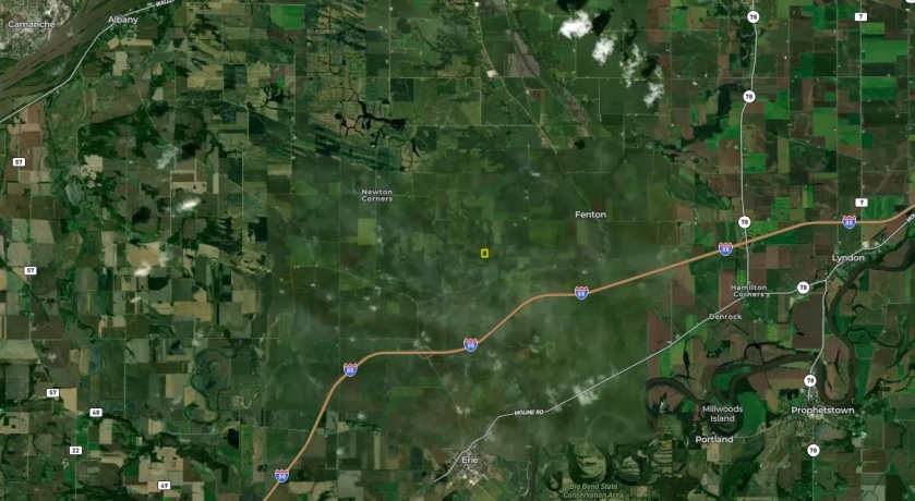 9304 Ellis, FENTON, Illinois 61251, 2 Bedrooms Bedrooms, ,1 BathroomBathrooms,House,For Sale,Ellis,202600252