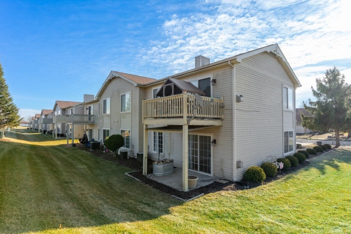 7636 Creek Bend, ROCKFORD, Illinois 61114, 2 Bedrooms Bedrooms, ,2 BathroomsBathrooms,House,For Sale,Creek Bend,202600253