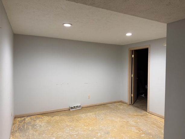 6432 Spring Hill Close, ROCKFORD, Illinois 61108, 4 Bedrooms Bedrooms, ,3 BathroomsBathrooms,House,For Sale,Spring Hill Close,202600254