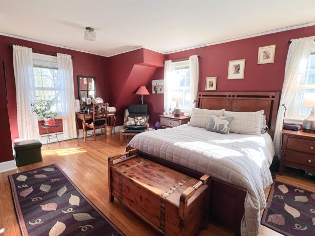 2037 Clinton, ROCKFORD, Illinois 61103, 3 Bedrooms Bedrooms, ,1 BathroomBathrooms,House,For Sale,Clinton,202600255