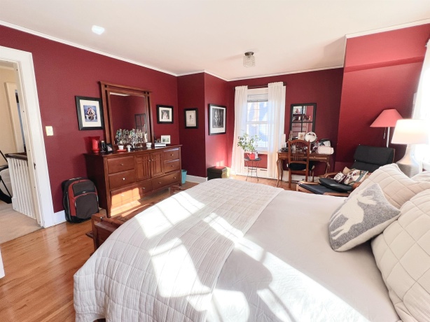 2037 Clinton, ROCKFORD, Illinois 61103, 3 Bedrooms Bedrooms, ,1 BathroomBathrooms,House,For Sale,Clinton,202600255