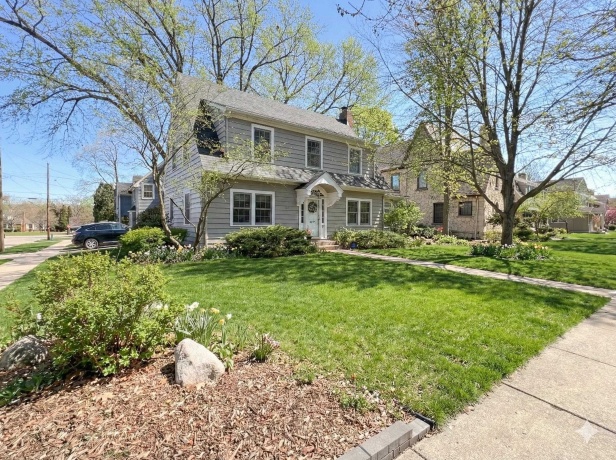 2037 Clinton, ROCKFORD, Illinois 61103, 3 Bedrooms Bedrooms, ,1 BathroomBathrooms,House,For Sale,Clinton,202600255