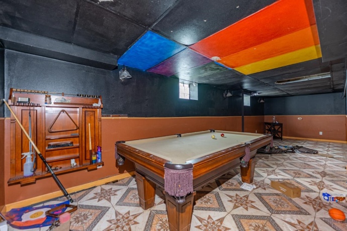 425 Hinkley, ROCKFORD, Illinois 61101, 4 Bedrooms Bedrooms, ,2 BathroomsBathrooms,House,For Sale,Hinkley,202600257