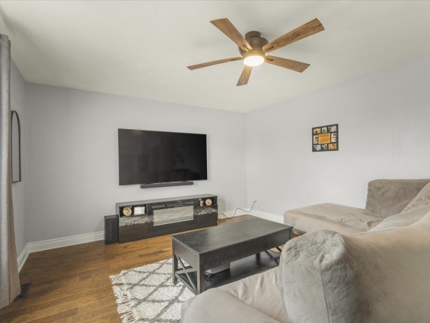 7218 Salzbrenner, MACHESNEY PARK, Illinois 61115, 4 Bedrooms Bedrooms, ,3 BathroomsBathrooms,House,For Sale,Salzbrenner,202600259