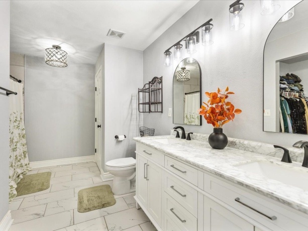 7218 Salzbrenner, MACHESNEY PARK, Illinois 61115, 4 Bedrooms Bedrooms, ,3 BathroomsBathrooms,House,For Sale,Salzbrenner,202600259