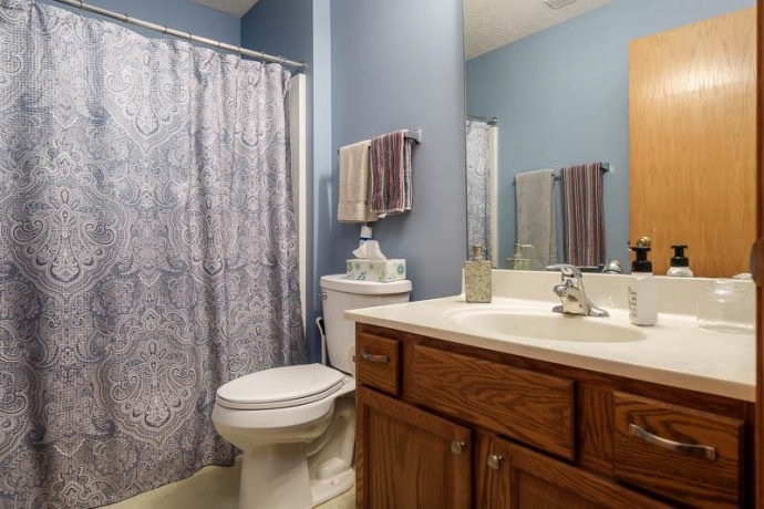 5683 Oak Village, ROSCOE, Illinois 61073, 2 Bedrooms Bedrooms, ,2 BathroomsBathrooms,Condominium,For Sale,Oak Village,202600261