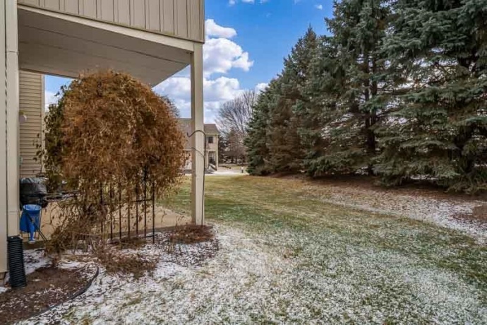 5683 Oak Village, ROSCOE, Illinois 61073, 2 Bedrooms Bedrooms, ,2 BathroomsBathrooms,Condominium,For Sale,Oak Village,202600261