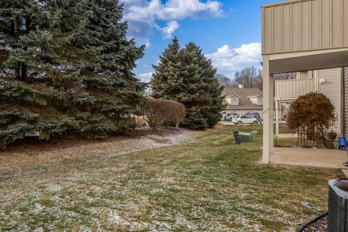 5683 Oak Village, ROSCOE, Illinois 61073, 2 Bedrooms Bedrooms, ,2 BathroomsBathrooms,Condominium,For Sale,Oak Village,202600261