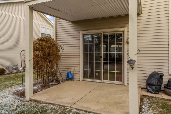 5683 Oak Village, ROSCOE, Illinois 61073, 2 Bedrooms Bedrooms, ,2 BathroomsBathrooms,Condominium,For Sale,Oak Village,202600261