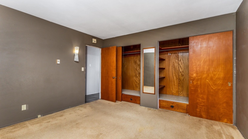 415 Columbia, STOCKTON, Illinois 61085, ,2 Units,For Sale,Columbia,202600265