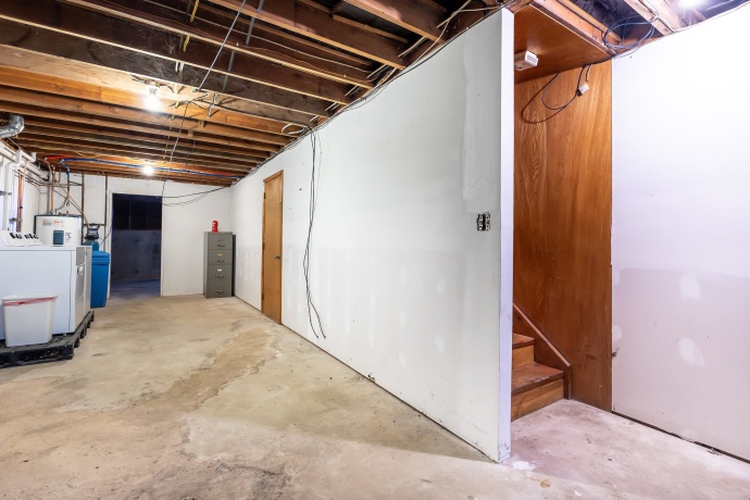 415 Columbia, STOCKTON, Illinois 61085, ,2 Units,For Sale,Columbia,202600265