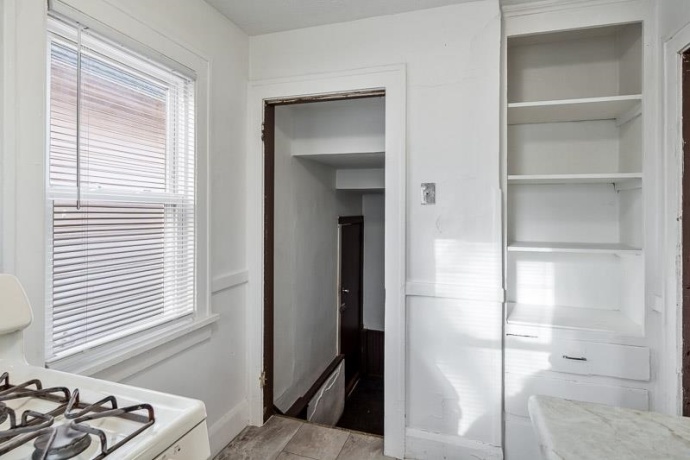 421 Olive, ROCKFORD, Illinois 61107, 2 Bedrooms Bedrooms, ,1 BathroomBathrooms,House,For Sale,Olive,202600267