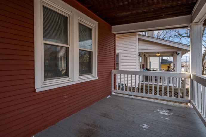 421 Olive, ROCKFORD, Illinois 61107, 2 Bedrooms Bedrooms, ,1 BathroomBathrooms,House,For Sale,Olive,202600267