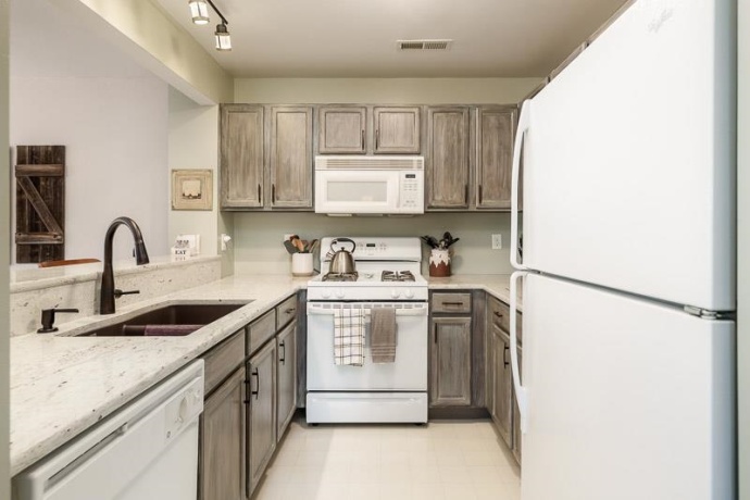 6339 Commonwealth, LOVES PARK, Illinois 61111, 2 Bedrooms Bedrooms, ,1 BathroomBathrooms,Condominium,For Sale,Commonwealth,202600266