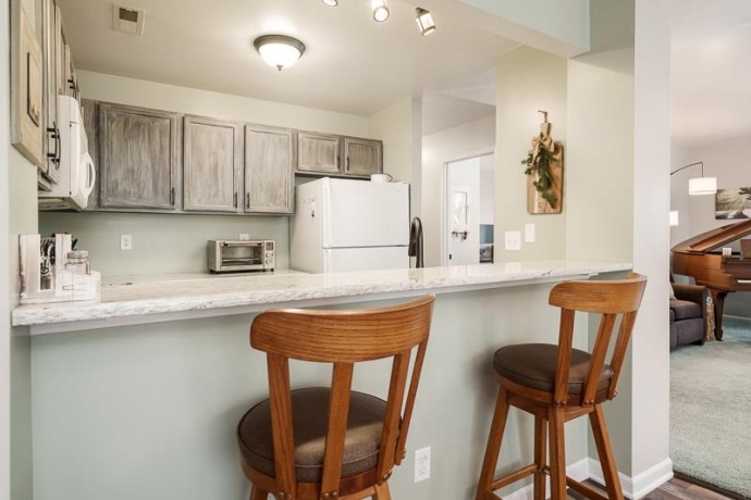 6339 Commonwealth, LOVES PARK, Illinois 61111, 2 Bedrooms Bedrooms, ,1 BathroomBathrooms,Condominium,For Sale,Commonwealth,202600266