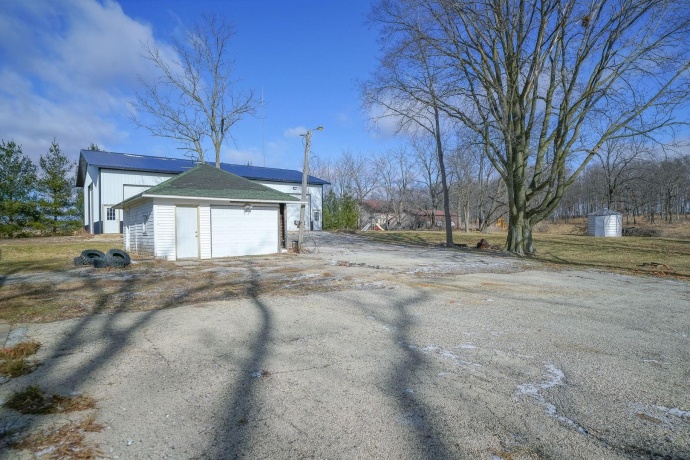 6259 Pecatonica, PECATONICA, Illinois 61063, 4 Bedrooms Bedrooms, ,1 BathroomBathrooms,House,For Sale,Pecatonica,202600274