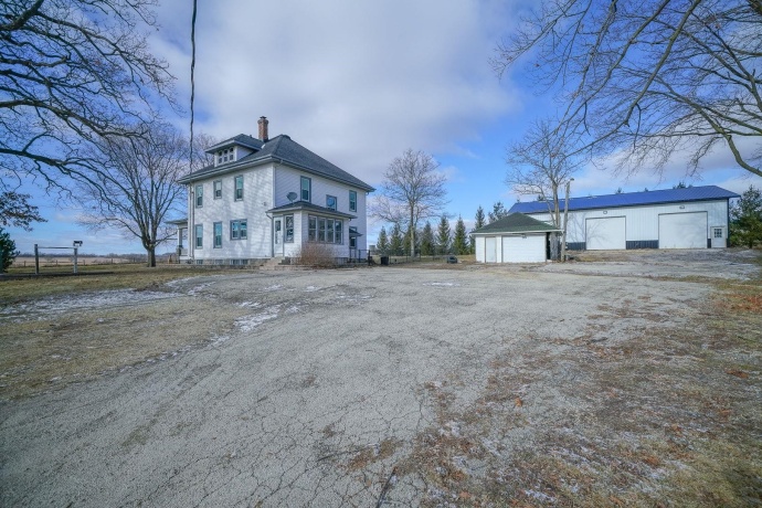 6259 Pecatonica, PECATONICA, Illinois 61063, 4 Bedrooms Bedrooms, ,1 BathroomBathrooms,House,For Sale,Pecatonica,202600274