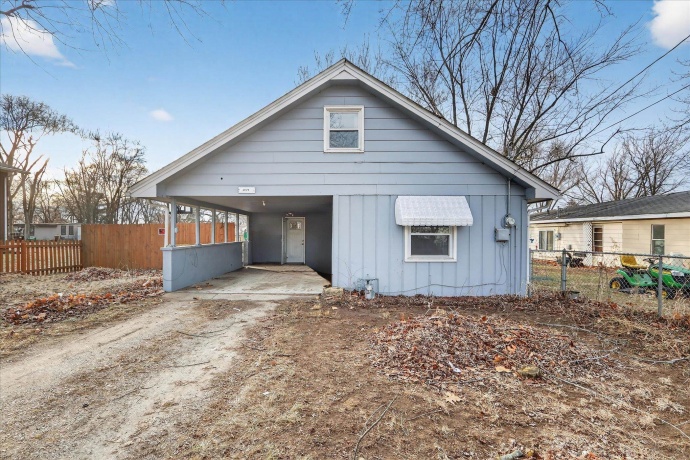 2929 Sewell, ROCKFORD, Illinois 61109, 2 Bedrooms Bedrooms, ,1 BathroomBathrooms,House,For Sale,Sewell,202600276