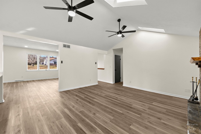 1004 Portsmouth, ROCKFORD, Illinois 61102, 3 Bedrooms Bedrooms, ,2 BathroomsBathrooms,House,For Sale,Portsmouth,202600283