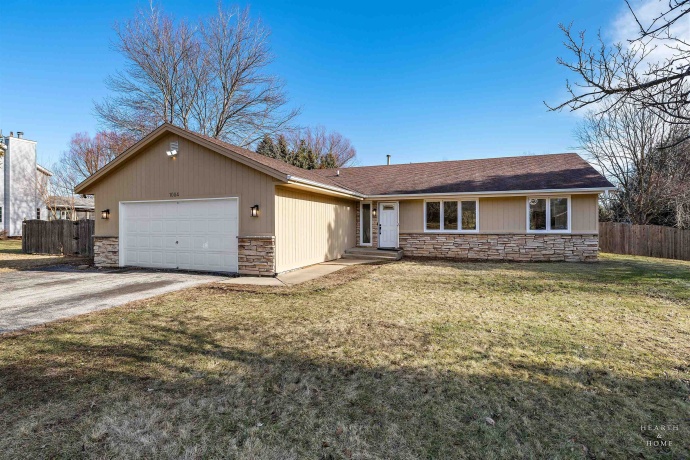 1004 Portsmouth, ROCKFORD, Illinois 61102, 3 Bedrooms Bedrooms, ,2 BathroomsBathrooms,House,For Sale,Portsmouth,202600283