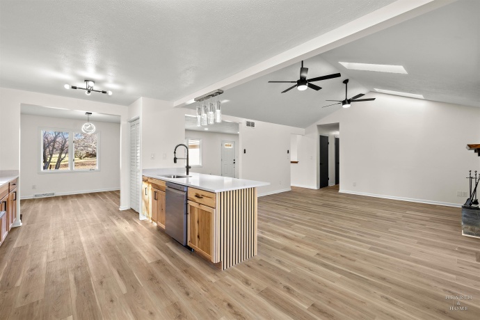 1004 Portsmouth, ROCKFORD, Illinois 61102, 3 Bedrooms Bedrooms, ,2 BathroomsBathrooms,House,For Sale,Portsmouth,202600283