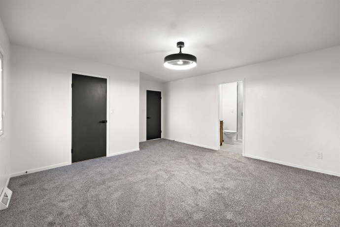 1004 Portsmouth, ROCKFORD, Illinois 61102, 3 Bedrooms Bedrooms, ,2 BathroomsBathrooms,House,For Sale,Portsmouth,202600283