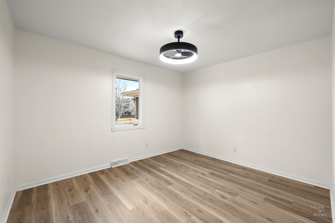 1004 Portsmouth, ROCKFORD, Illinois 61102, 3 Bedrooms Bedrooms, ,2 BathroomsBathrooms,House,For Sale,Portsmouth,202600283