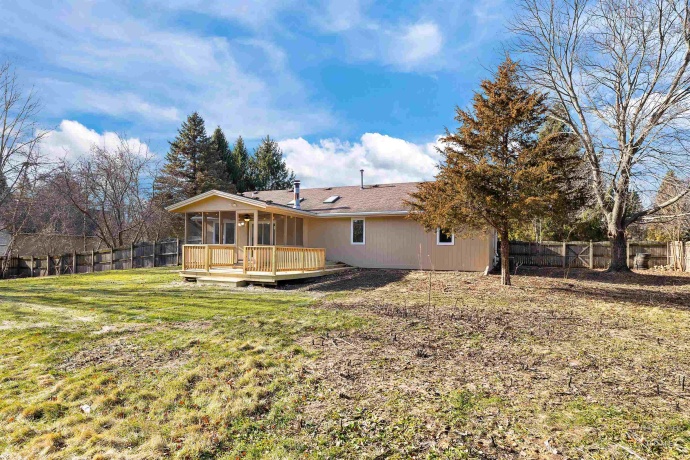 1004 Portsmouth, ROCKFORD, Illinois 61102, 3 Bedrooms Bedrooms, ,2 BathroomsBathrooms,House,For Sale,Portsmouth,202600283