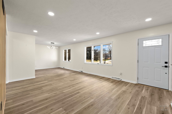 1004 Portsmouth, ROCKFORD, Illinois 61102, 3 Bedrooms Bedrooms, ,2 BathroomsBathrooms,House,For Sale,Portsmouth,202600283