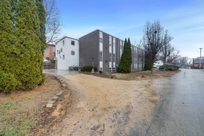 709 Franklin, OREGON, Illinois 61061, ,5+ Units,For Sale,Franklin,202600285