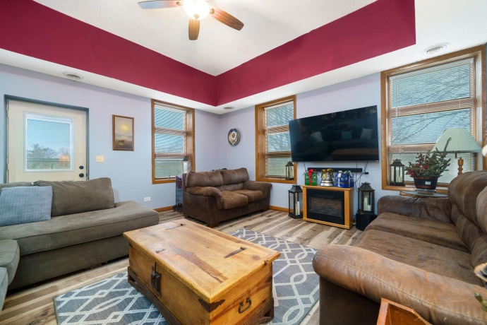 709 Franklin, OREGON, Illinois 61061, ,5+ Units,For Sale,Franklin,202600285