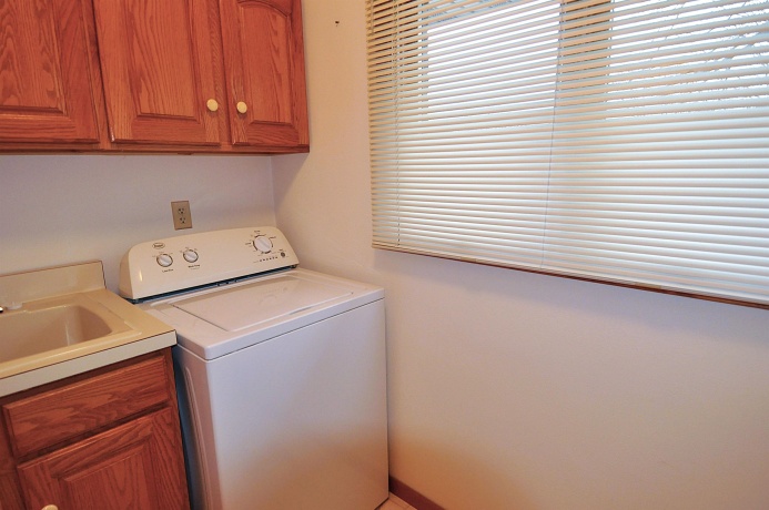 7218 WEATHERED OAK, ROCKFORD, Illinois 61107, 2 Bedrooms Bedrooms, ,2 BathroomsBathrooms,Condominium,For Sale,WEATHERED OAK,202600284