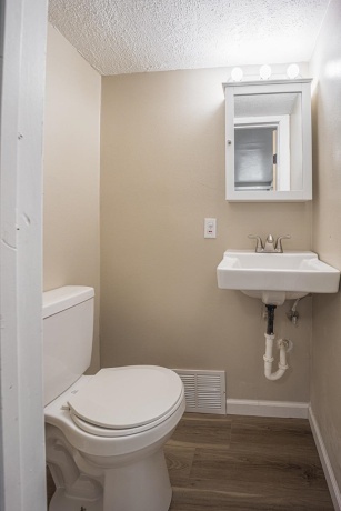 4516 Raven, ROCKFORD, Illinois 61107, 3 Bedrooms Bedrooms, ,2 BathroomsBathrooms,House,For Sale,Raven,202507566