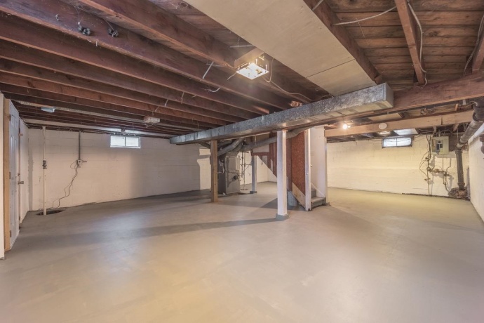 4516 Raven, ROCKFORD, Illinois 61107, 3 Bedrooms Bedrooms, ,2 BathroomsBathrooms,House,For Sale,Raven,202507566