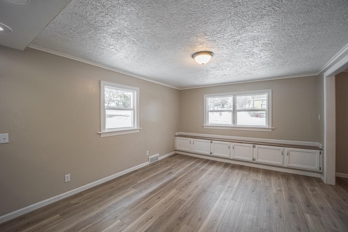 4516 Raven, ROCKFORD, Illinois 61107, 3 Bedrooms Bedrooms, ,2 BathroomsBathrooms,House,For Sale,Raven,202507566